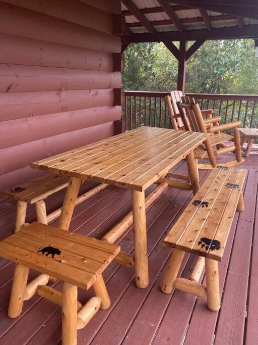 Bear Country Cabin Sevierville Dış mekan fotoğraf